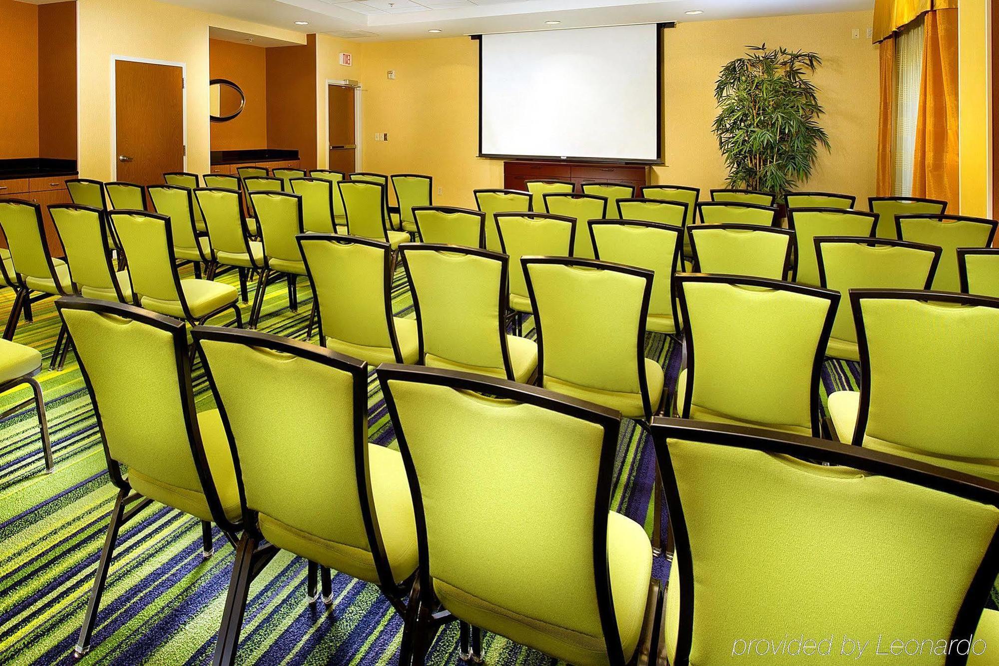 Fairfield Inn And Suites קליבלנד עסק תמונה